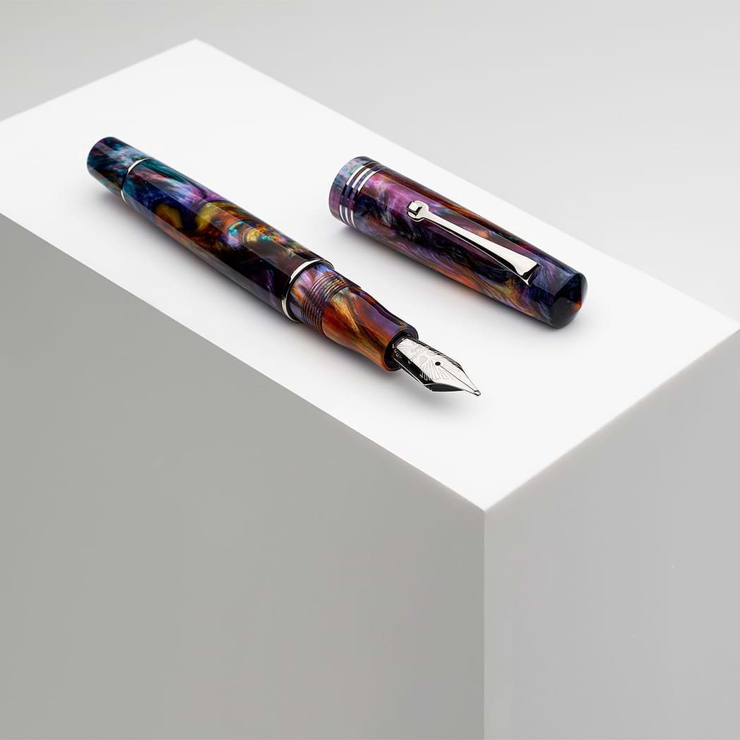 Leonardo x Pen Boutique Momento Zero Grande Fountain Pen - Rangoli - Silver  Trim (Exclusive)