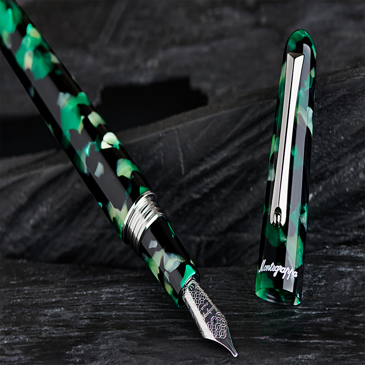 Montegrappa Elmo 01 Fountain Pen - Emerald Green (Limited Edition)-Pen Boutique Ltd