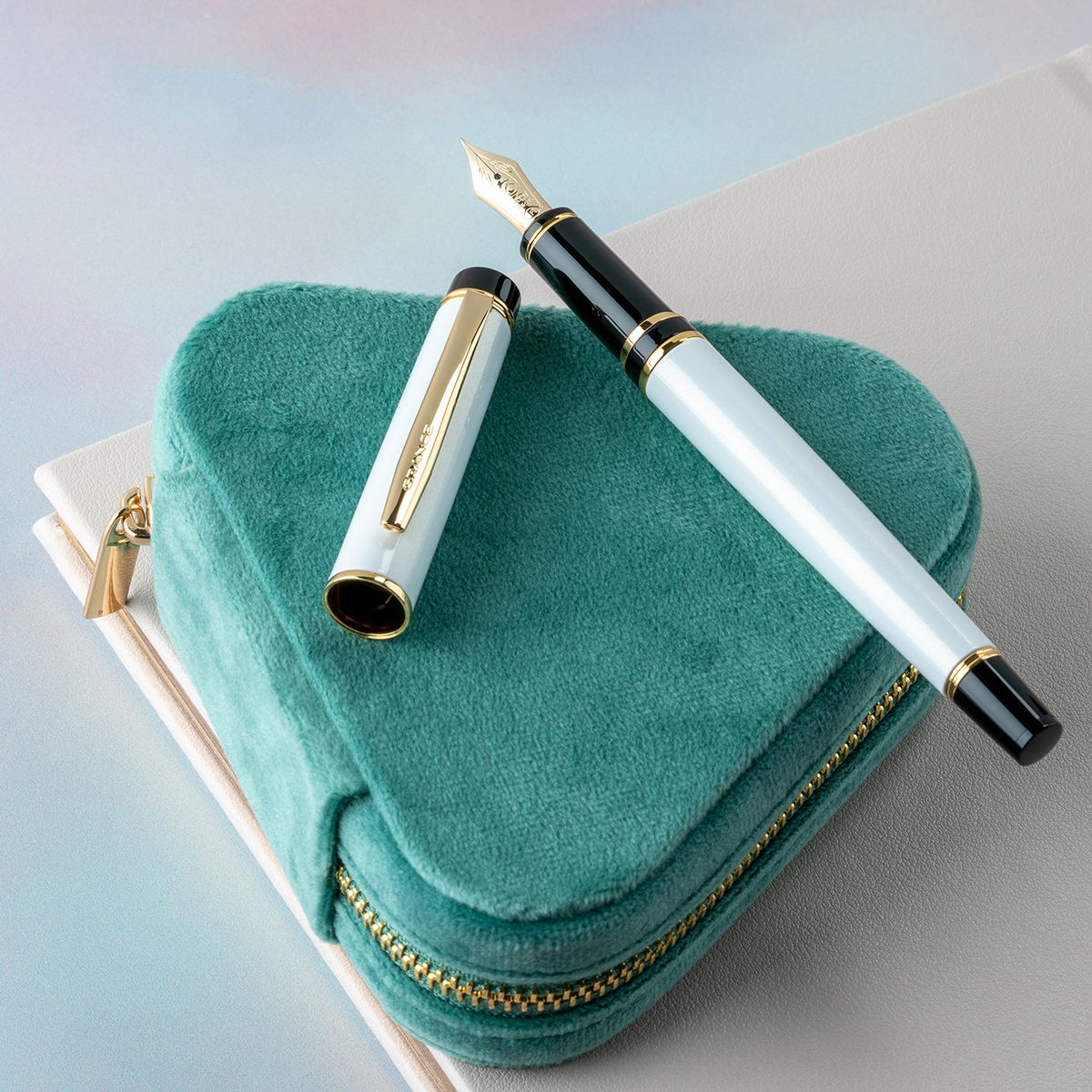 Pilot Grance Fountain Pen - White - 14K-Pen Boutique Ltd