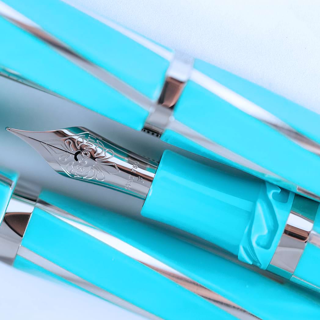 Visconti Divina Fountain Pen - Elegance Wave-Pen Boutique Ltd