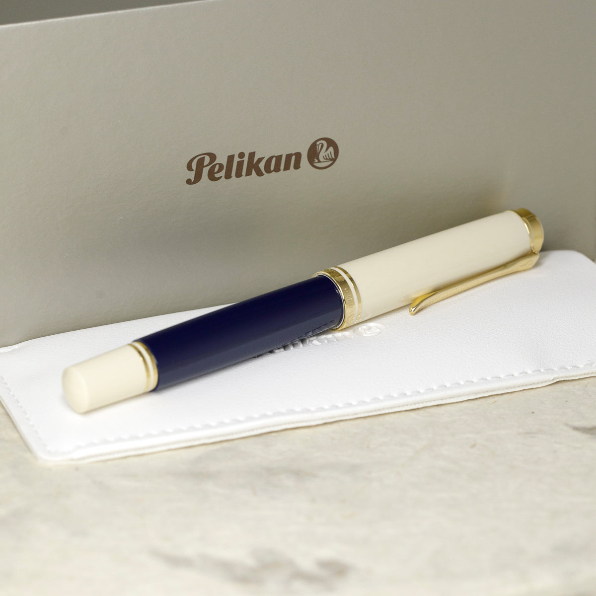 Pelikan Souveran Fountain Pen - M800 Cream Blue-Pen Boutique Ltd