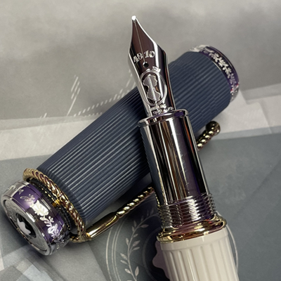 Montblanc pen outlet hotsell