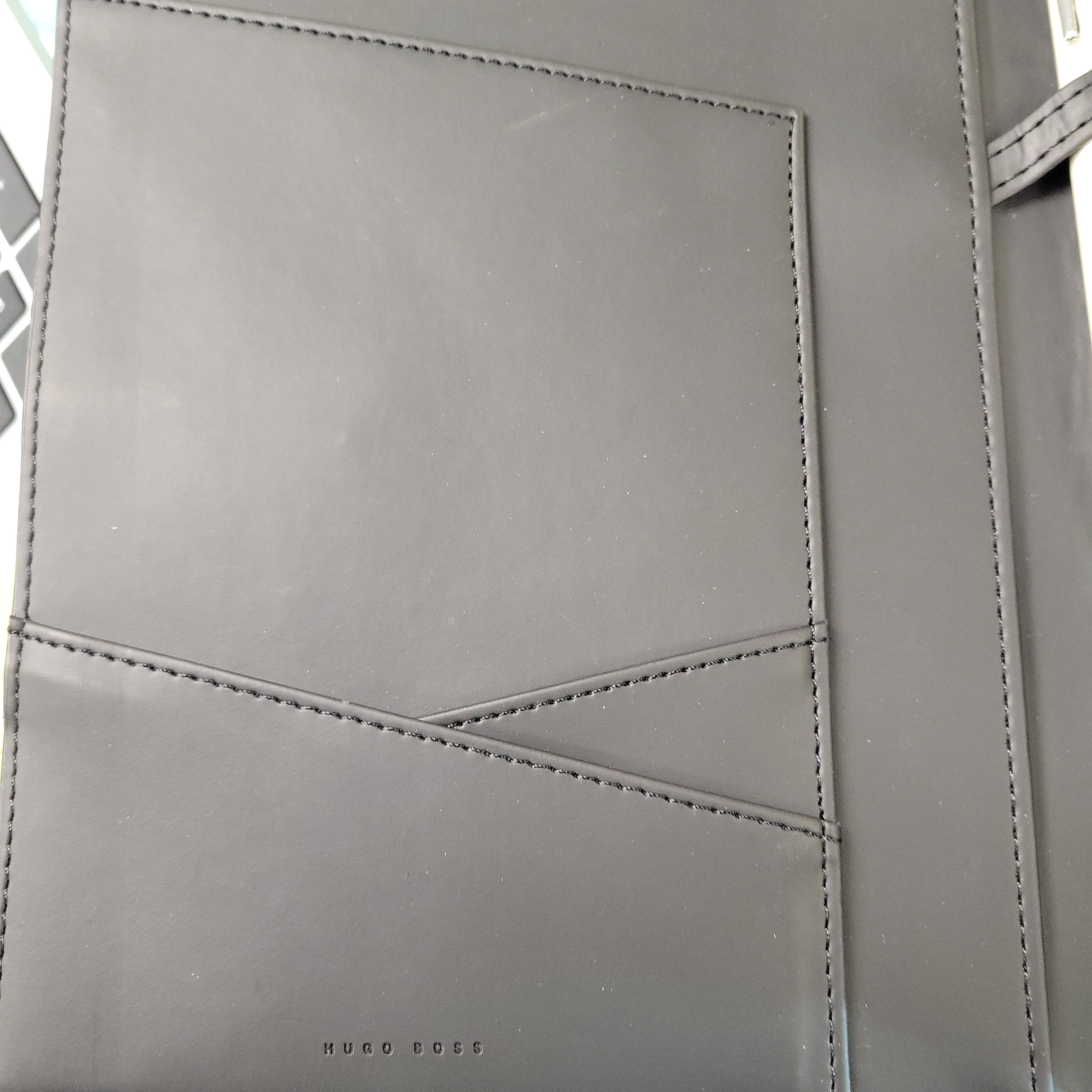 (Outlet) Hugo Boss A5 Notebook USB Folio-Pen Boutique Ltd