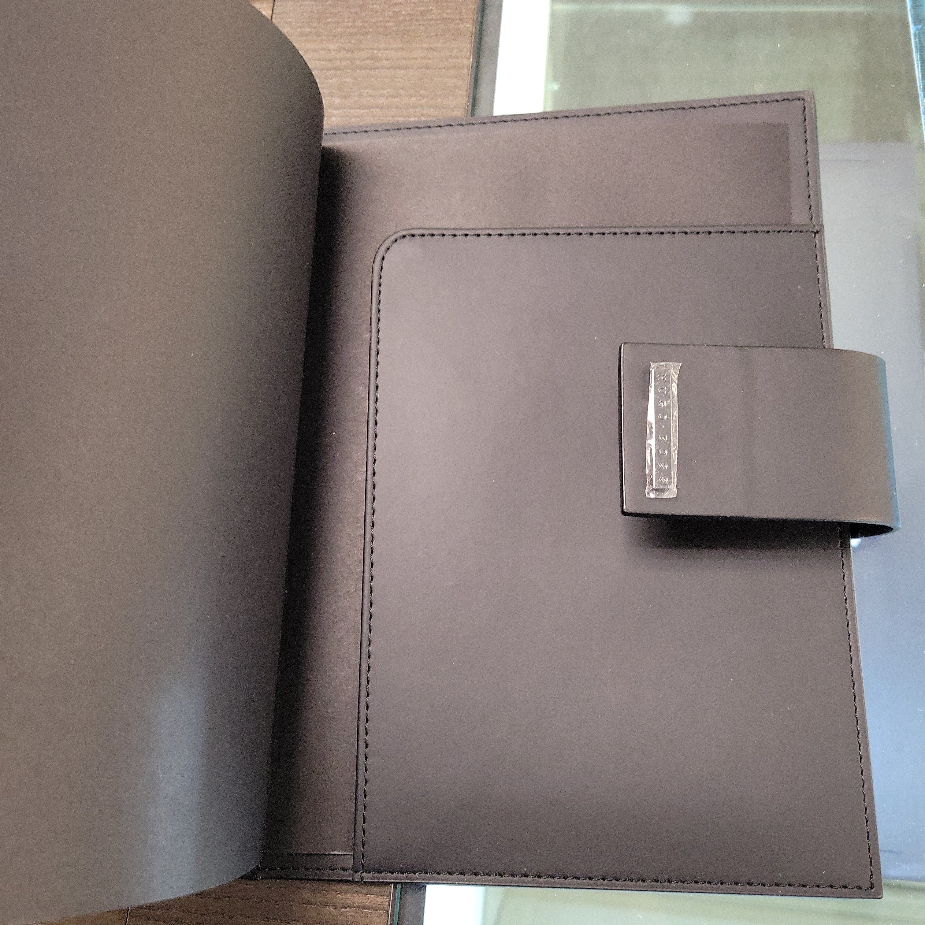 (Outlet) Hugo Boss A5 Notebook USB Folio-Pen Boutique Ltd