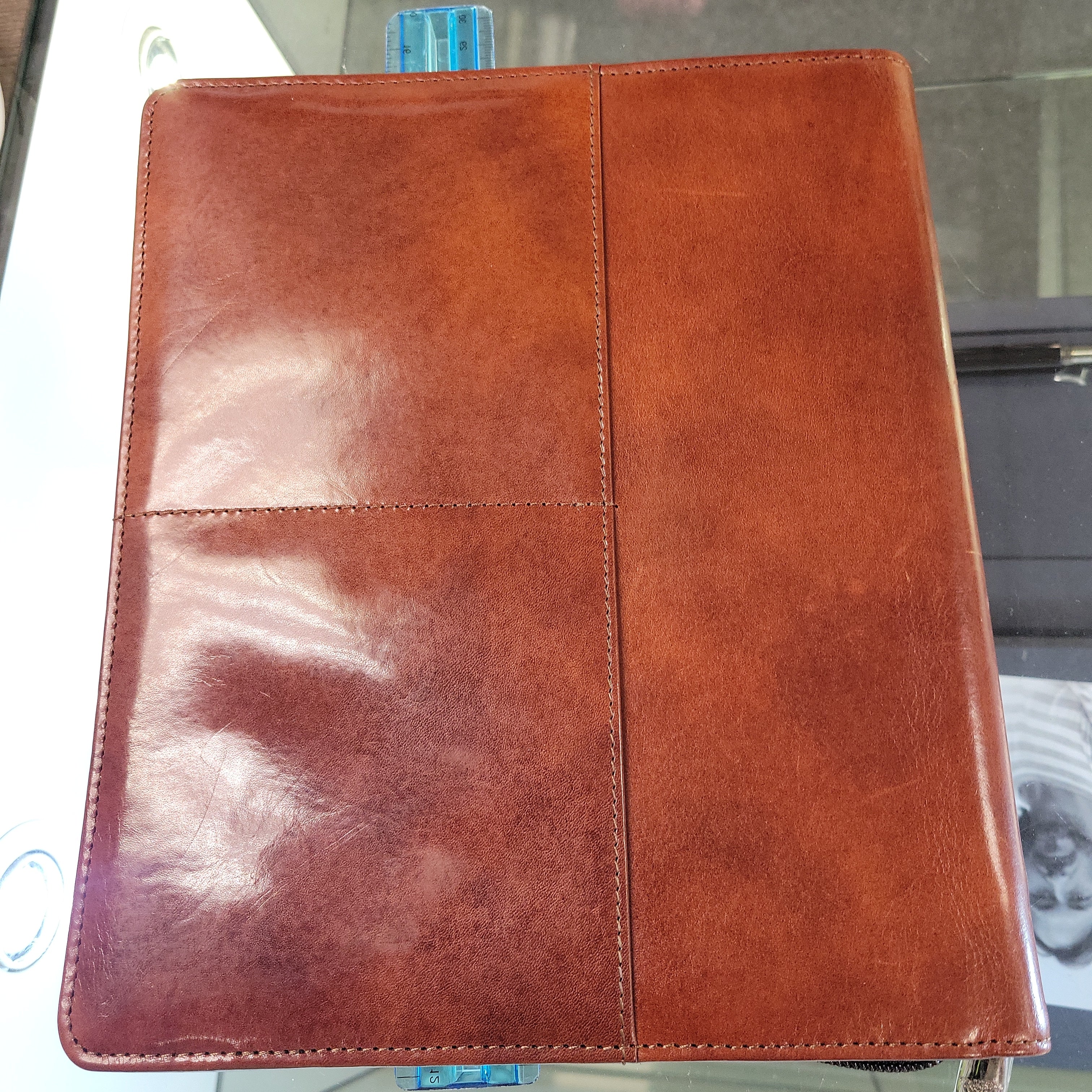 (Outlet) Bosca Leather Amber Zip Around iPad Case-Pen Boutique Ltd