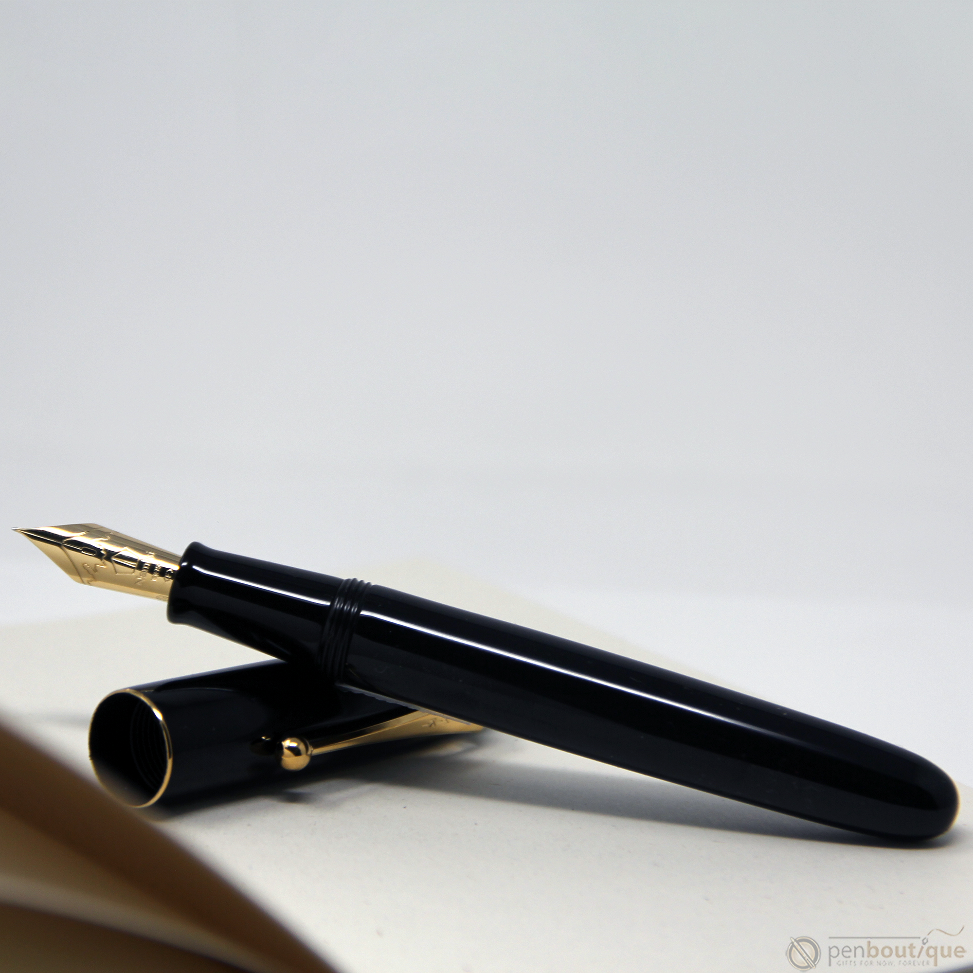 Namiki Emperor Urushi Fountain Pen - Black - Broad