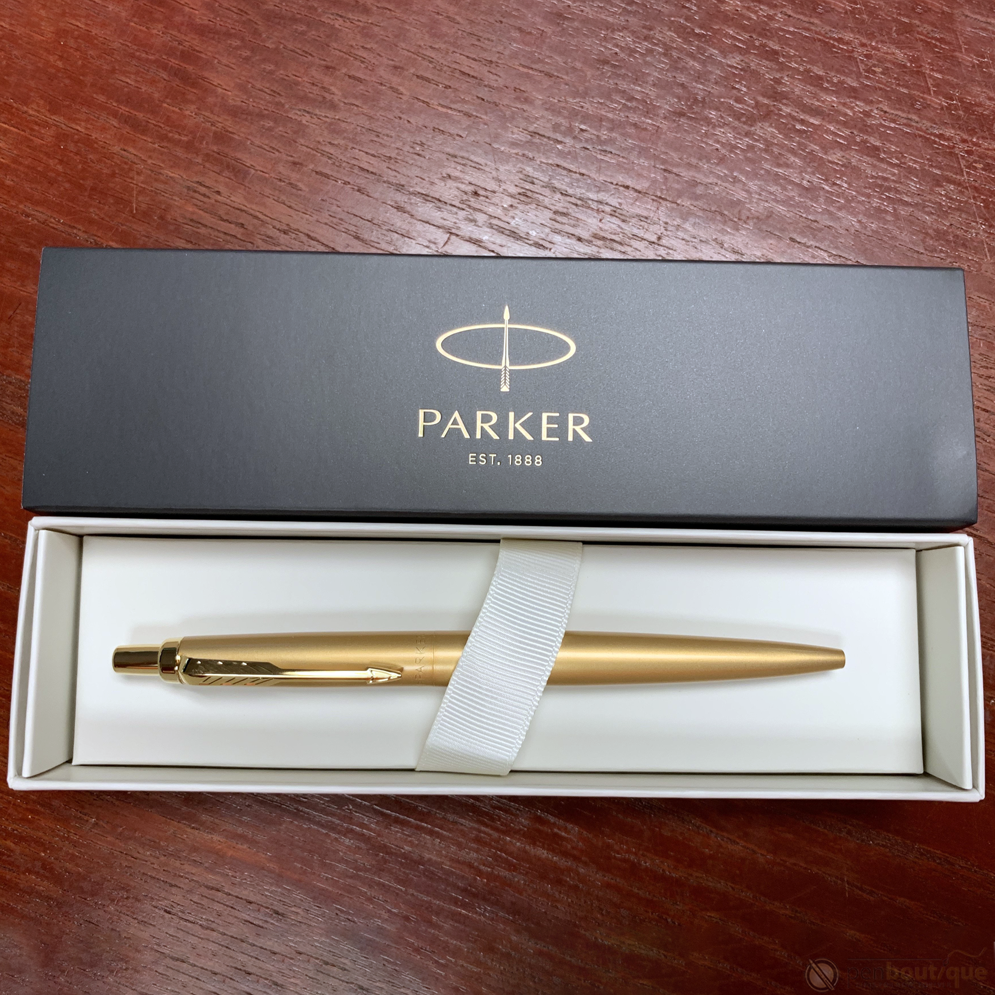 Parker Jotter Gold Ballpoint Pen Blue Ink With A Gift Box
